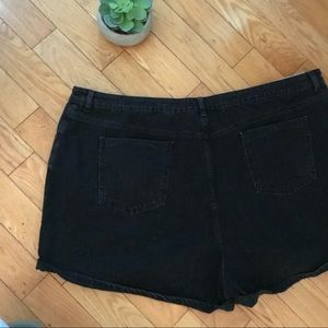 *BAND NEW* BLACK DENIM ASOS SHORTS